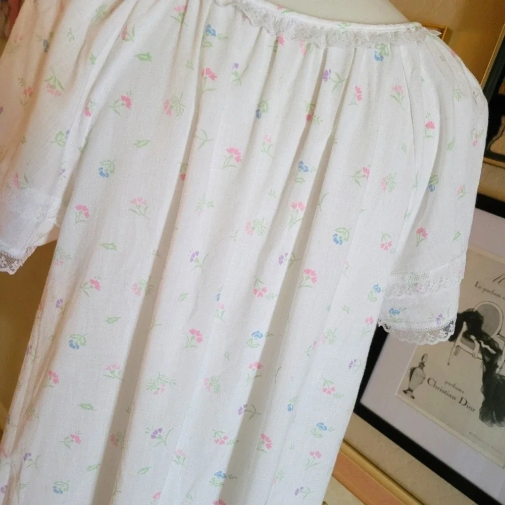 Vintage Floral Button Front Nightgown White Pink Lace Trim Cottagecore - Picture 7 of 8
